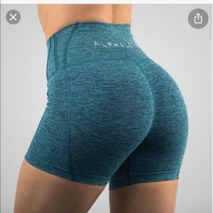 Alphalete Revival Shorts in Dress Blue (flaw*)